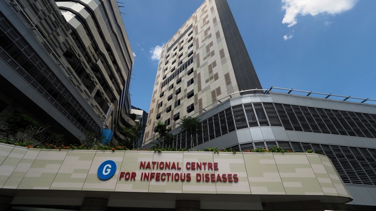 5 new COVID-19 cases in Singapore, with a new cluster from a SAFRA Jurong dinner party