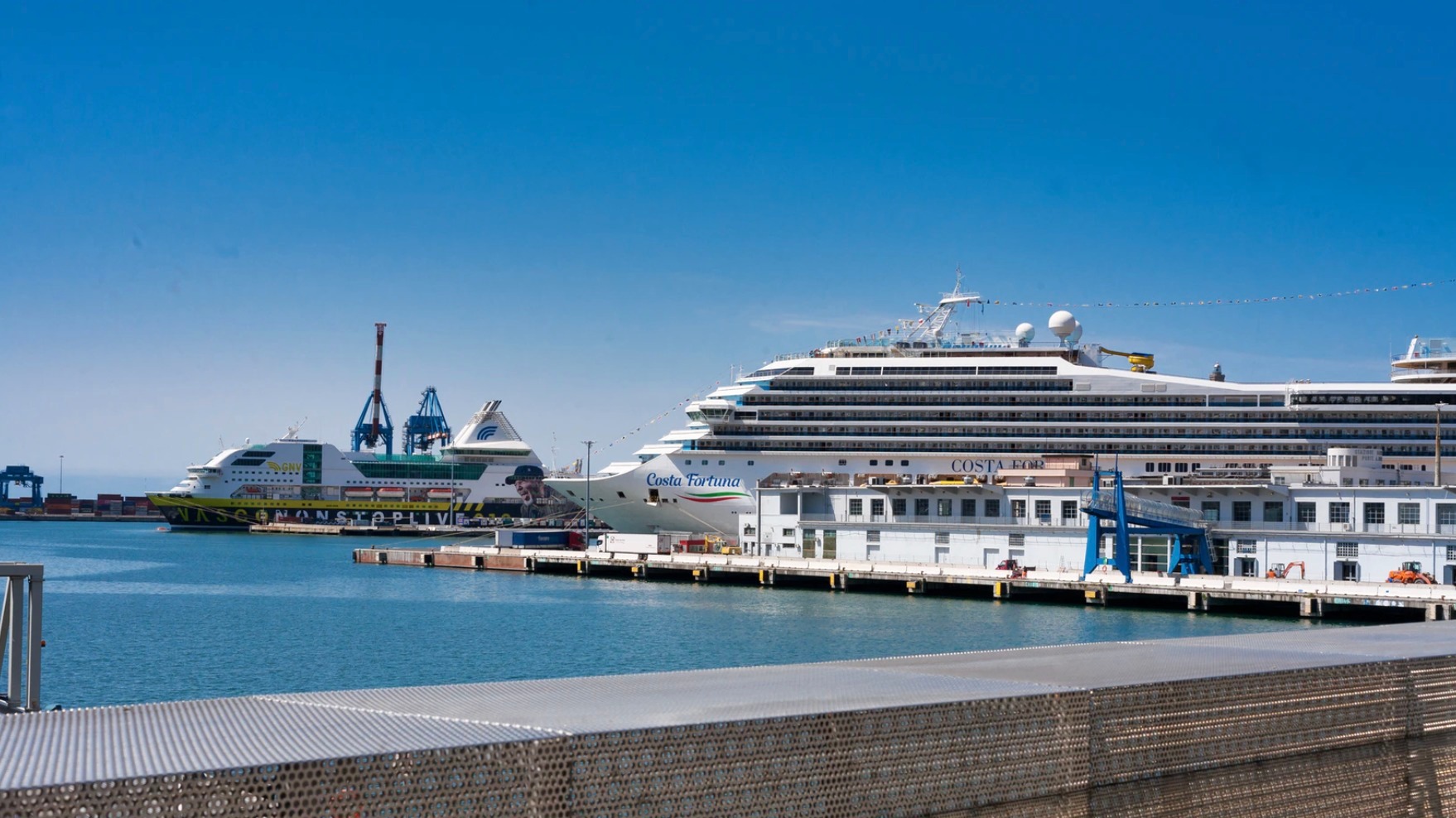 Costa Fortuna cruise ship passengers disembark in Singapore, none declared unwell say authorities