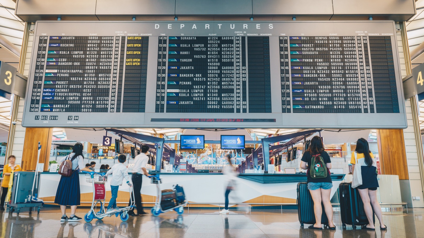 MFA urges Singaporean students studying abroad to come back