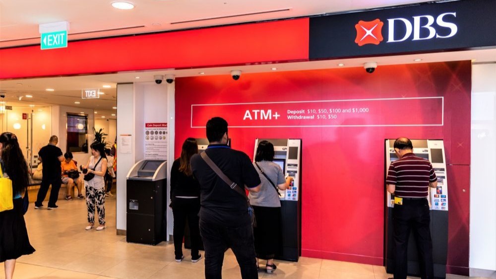 Financial institutions should strengthen safe distancing measures: MAS