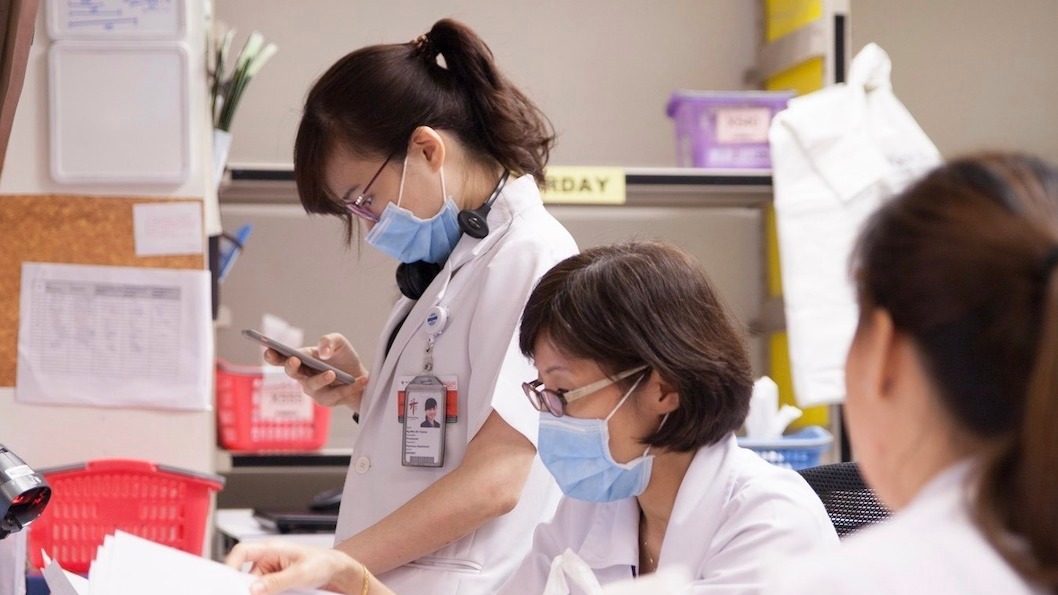 COVID-19 news round-up: Singapore imposes strict measures to curb COVID-19 spread, world infection numbers cross 1 million
