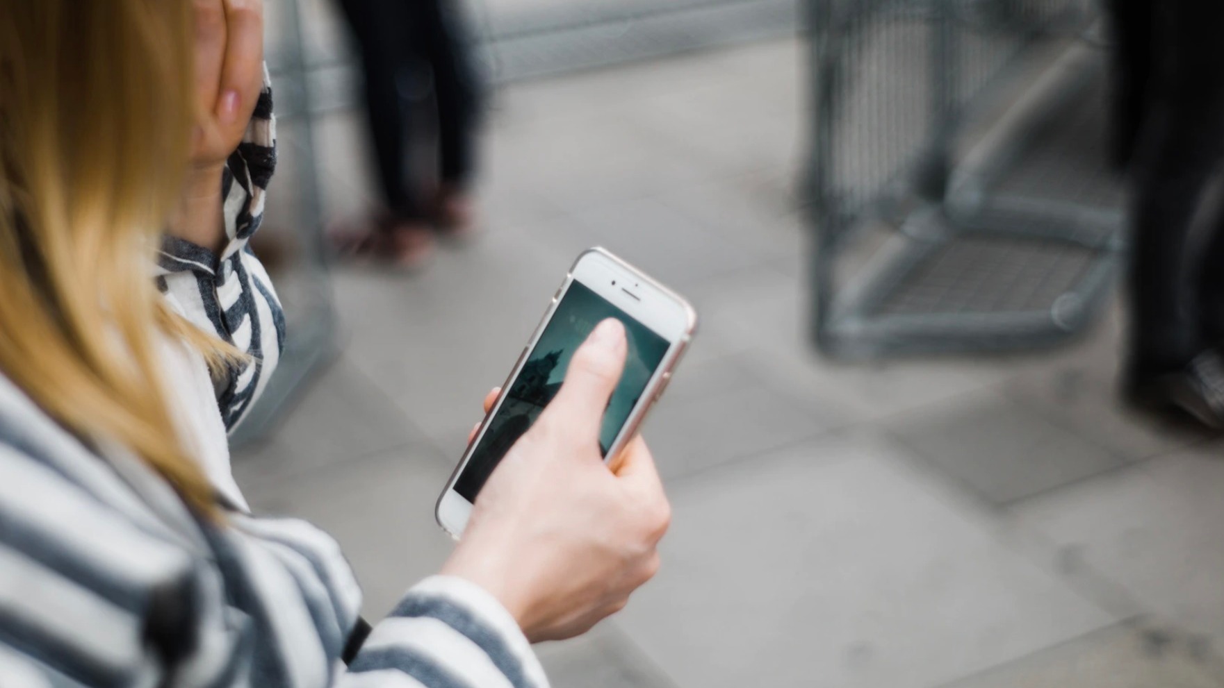 Apple and Google jointly launch new tool to improve contact tracing apps
