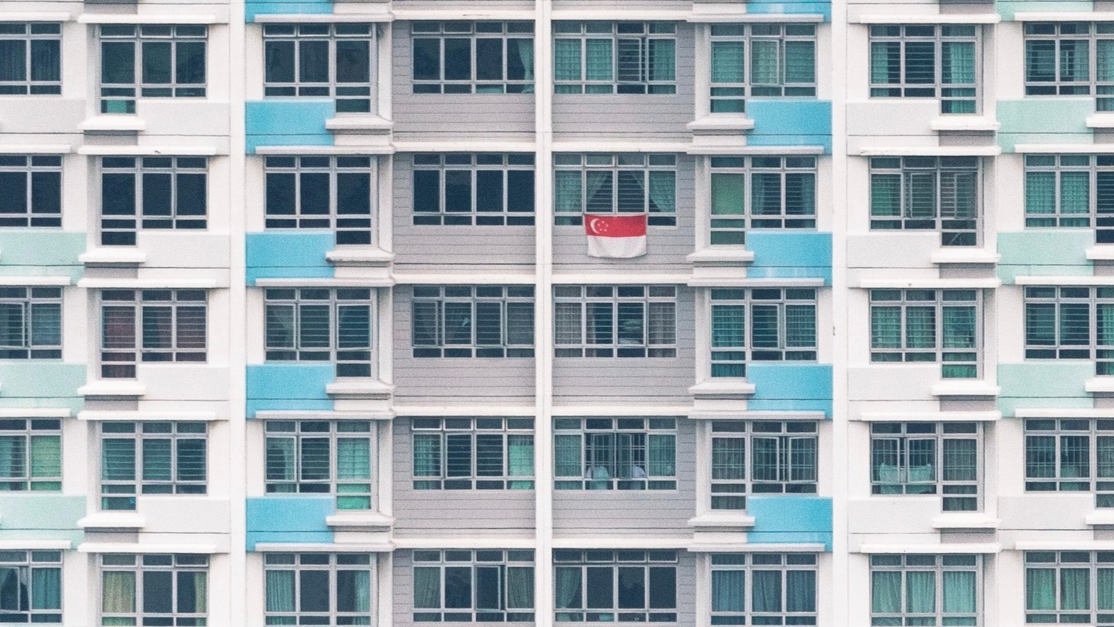 Singaporean and PR households can register for free flags for National Day