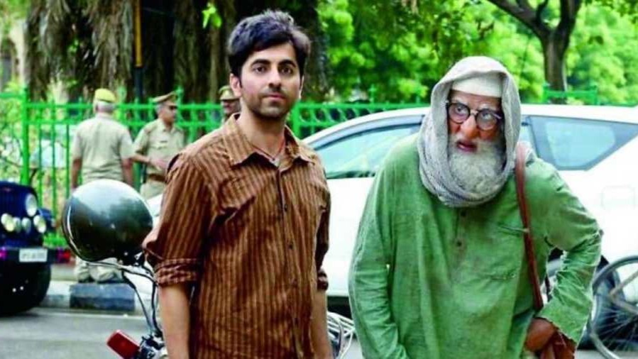 Movie Review: Gulabo Sitabo’s 1st-half tempts you to click remote despite Amitabh Bachchan