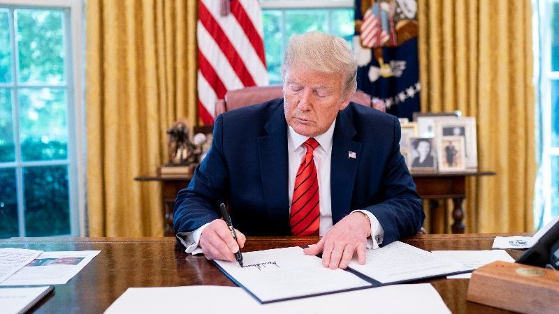President Trump temporarily suspends H-1B visas, “disappointed” says Sundar Pichai