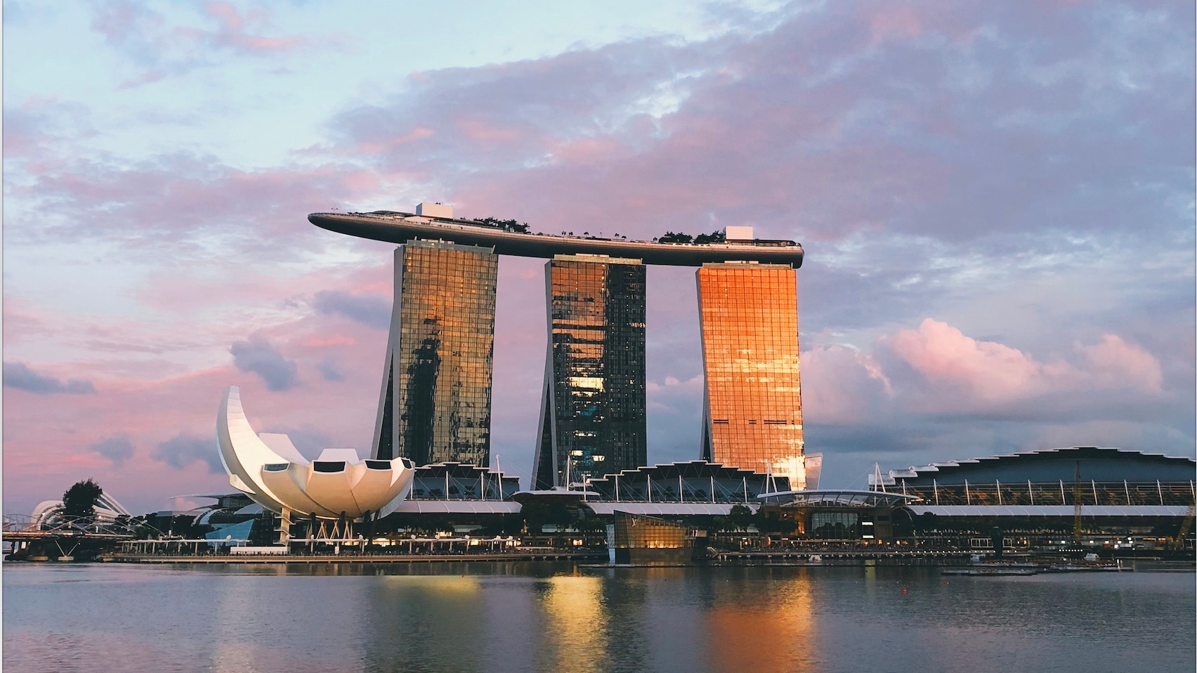 Singapore’s GDP contracted 12.6% in 2020Q2
