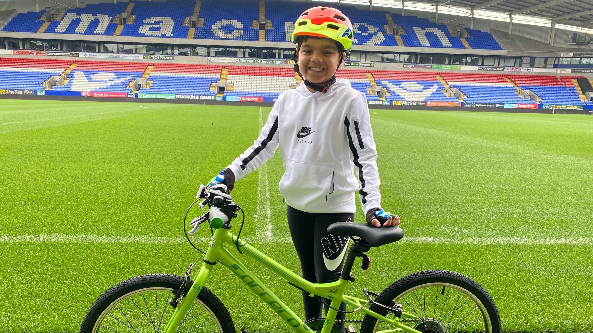 British-Indian 8-year-old Milan raises GBP 1,000 for National Literacy Trust challenge