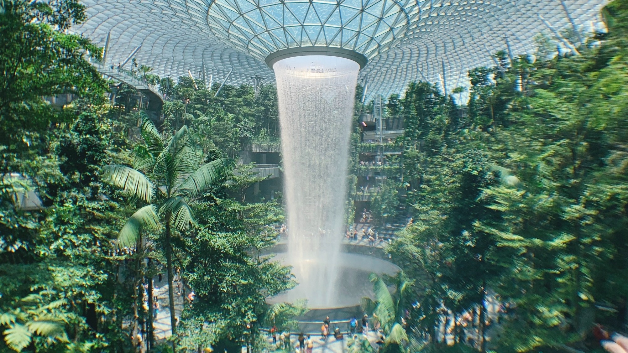 Singapore to allow visitors from Vietnam and Australia from Oct 8