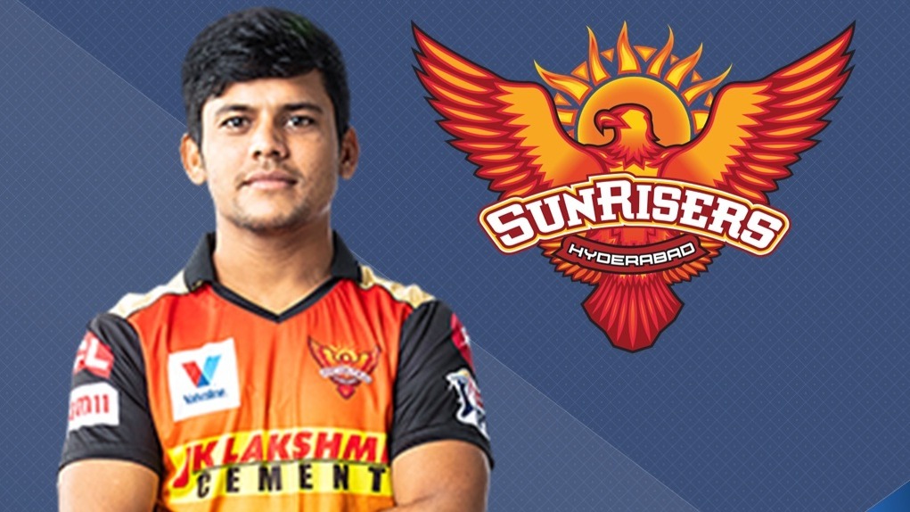 Sunrisers Hyderabad hand Chennai Super Kings their third successive defeat