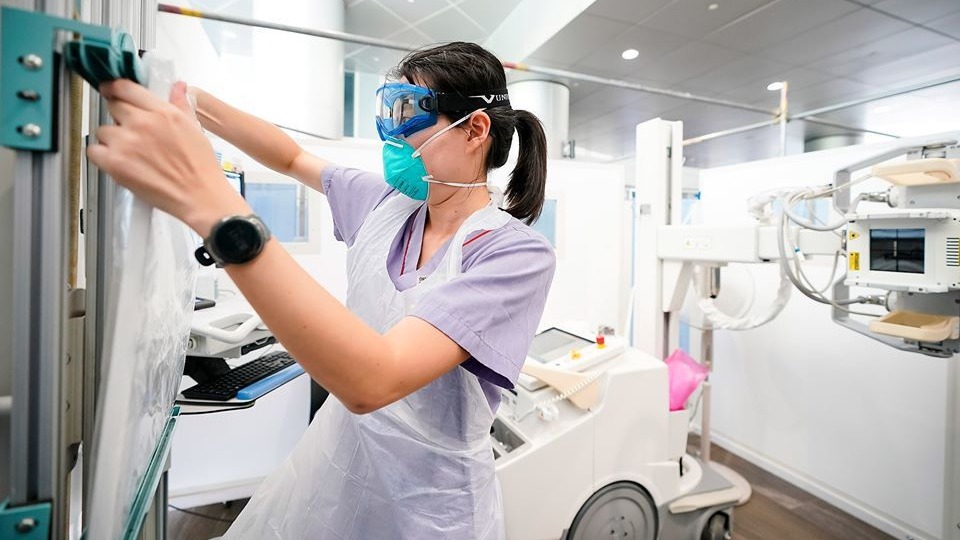 5 new COVID-19 cases in Singapore on October 14, including 2 locally transmitted infections