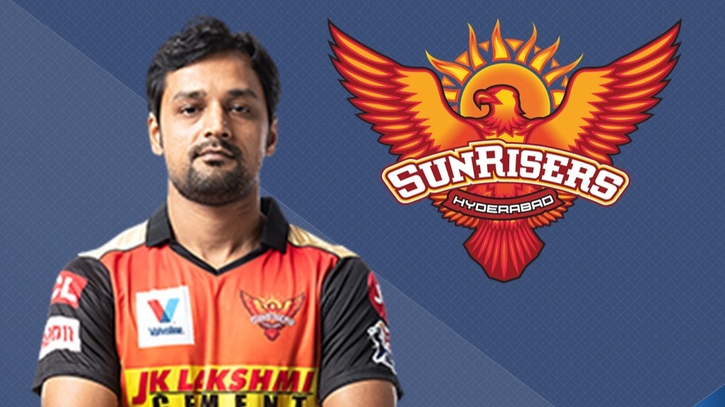Sunrisers Hyderabad becomes fourth team to qualify for playoffs after beating Mumbai Indians by 10 wickets
