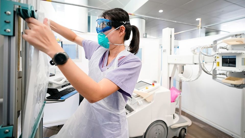 7 new COVID-19 cases in Singapore on November 5, including one infection in the community