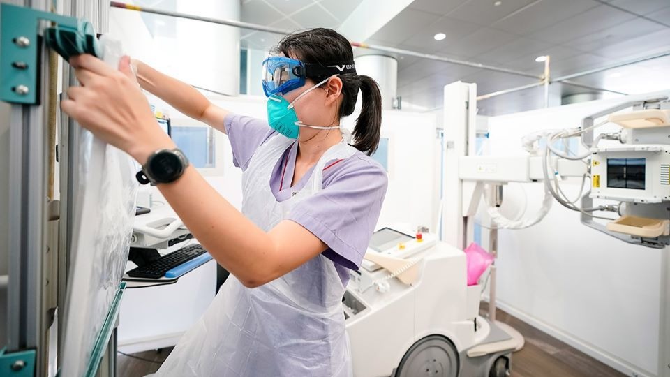 9 new COVID-19 cases in Singapore on November 10, including 2 locally transmitted infections