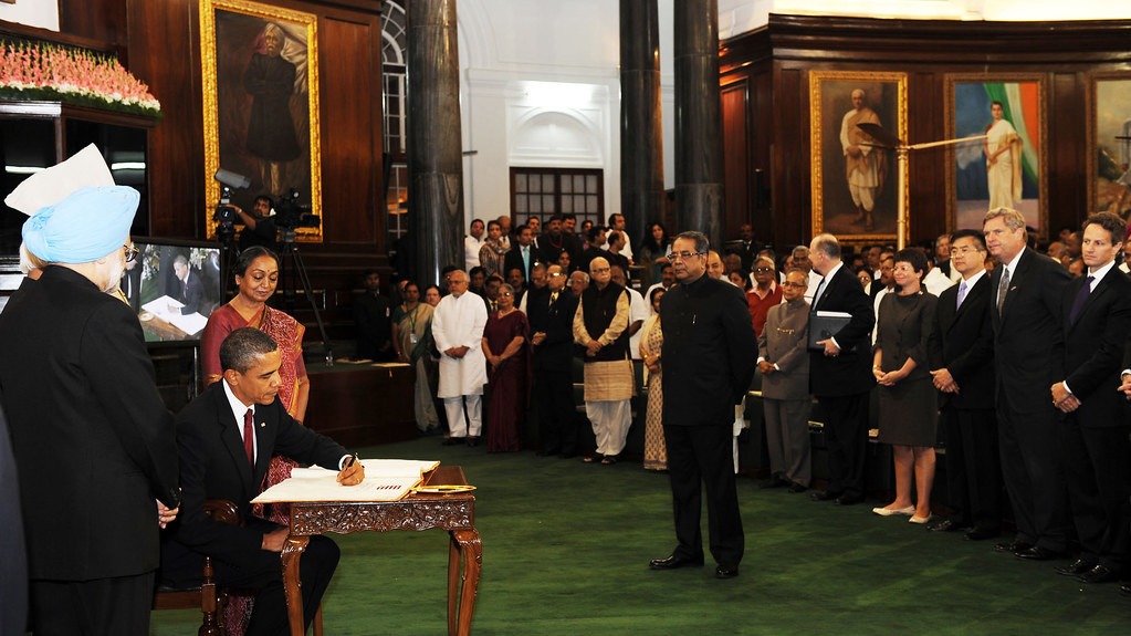 Obama on India:  Problems with caste, poverty, rivalry with Pakistan, and political nepotism