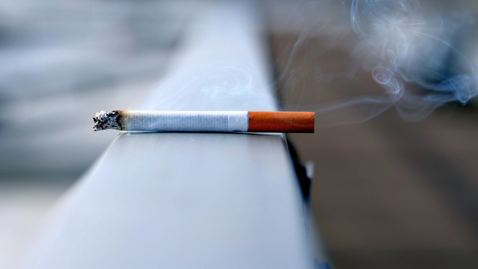 Singapore to raise minimum legal age for tobacco to 21