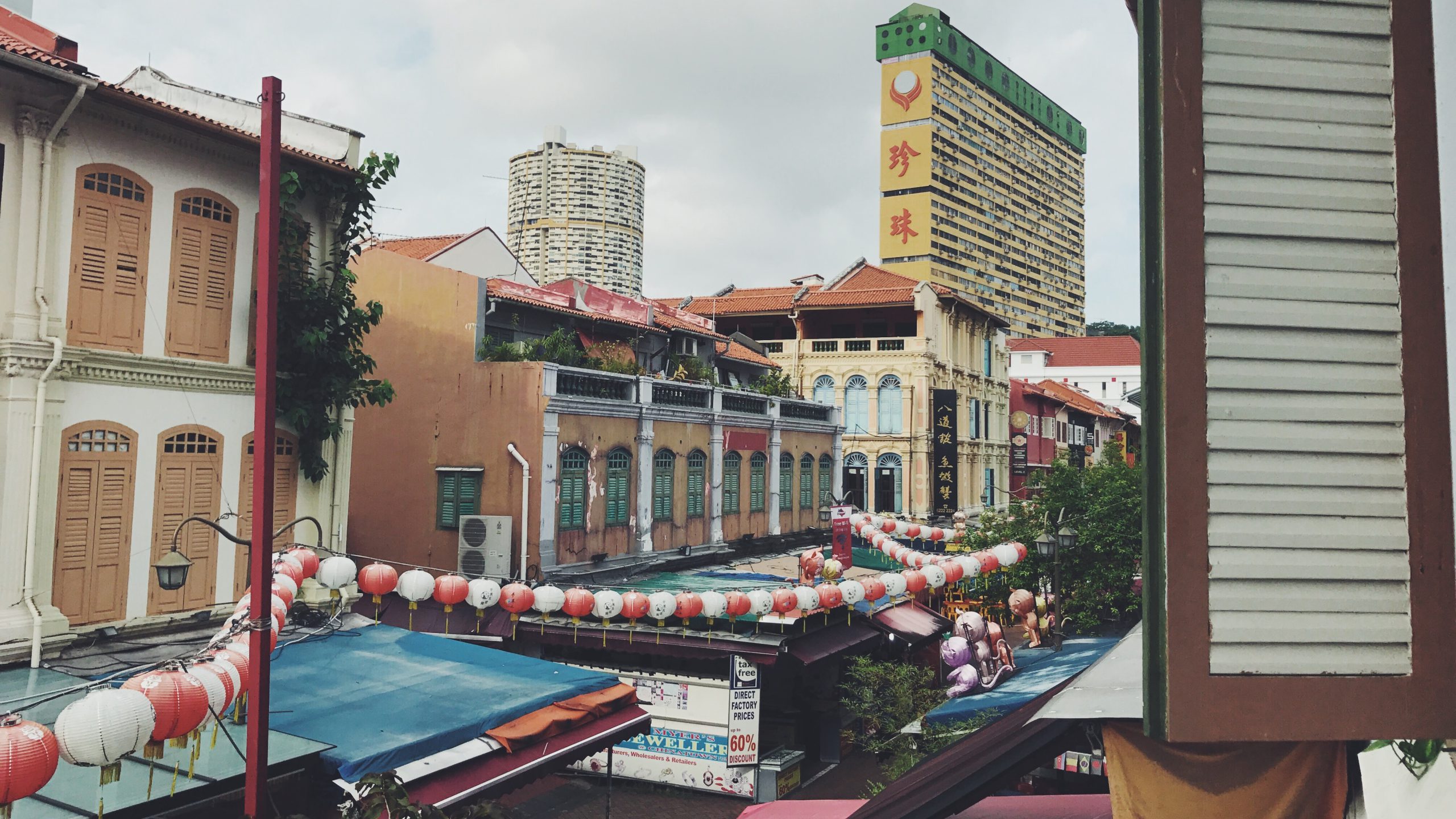 Singapore government restricts Chinese New Year celebration crowds due to COVID-19