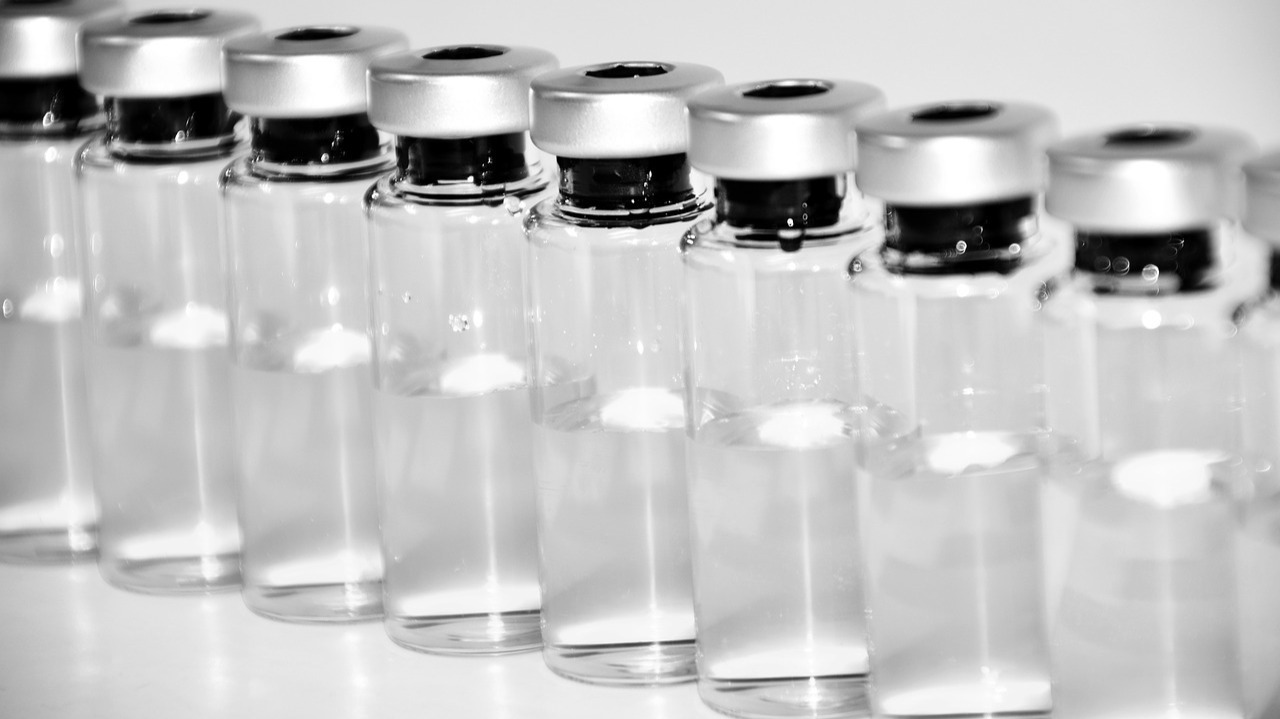 India faster than US, UK in administering 1 million vaccine shots: Health Ministry