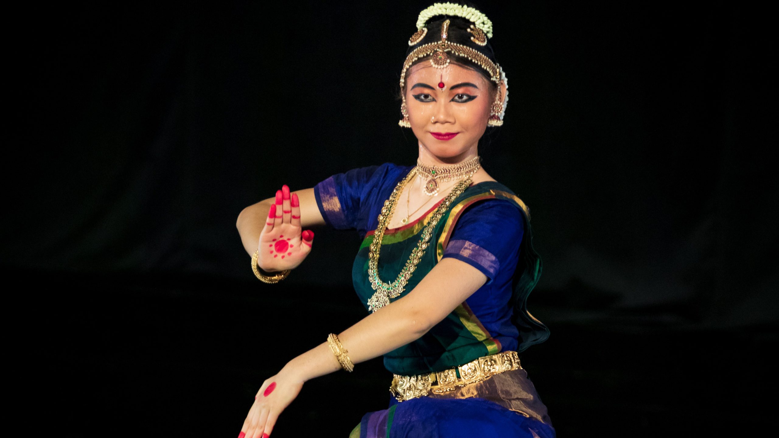 Singapore Chinese dancer breaks barriers, wins hearts with ‘love within’
