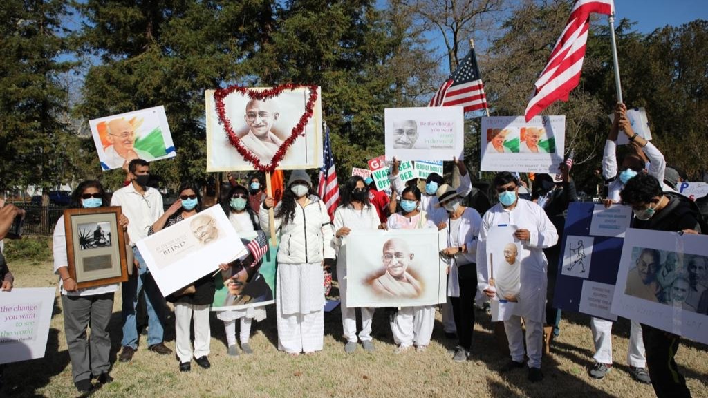 Farmers protests: Tensions running high among Indian diaspora as India, US governments condemn destruction of Gandhi statue in US