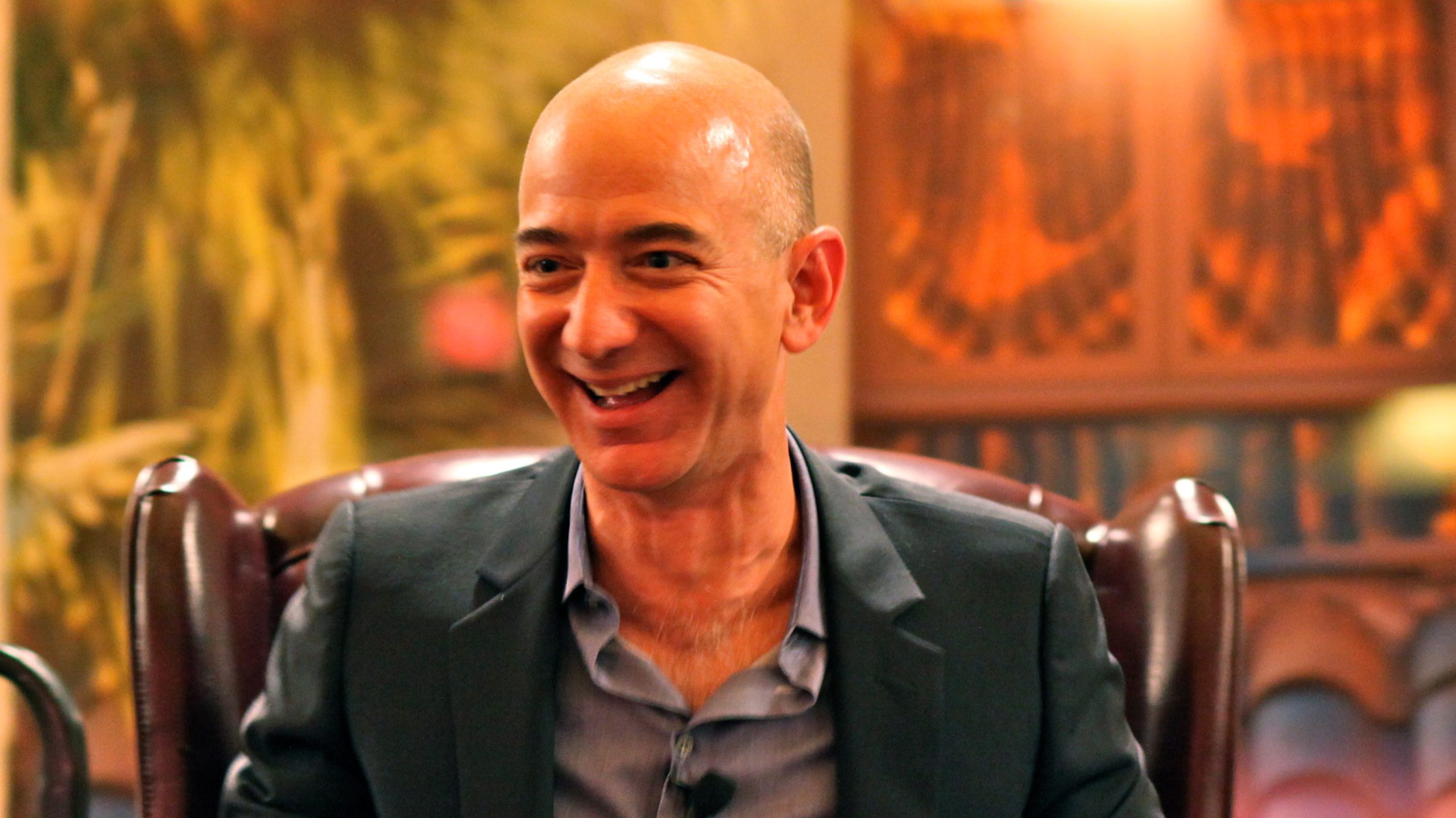 Elon Musk loses over USD 4 billion, Jeff Bezos back to being the richest in the world again