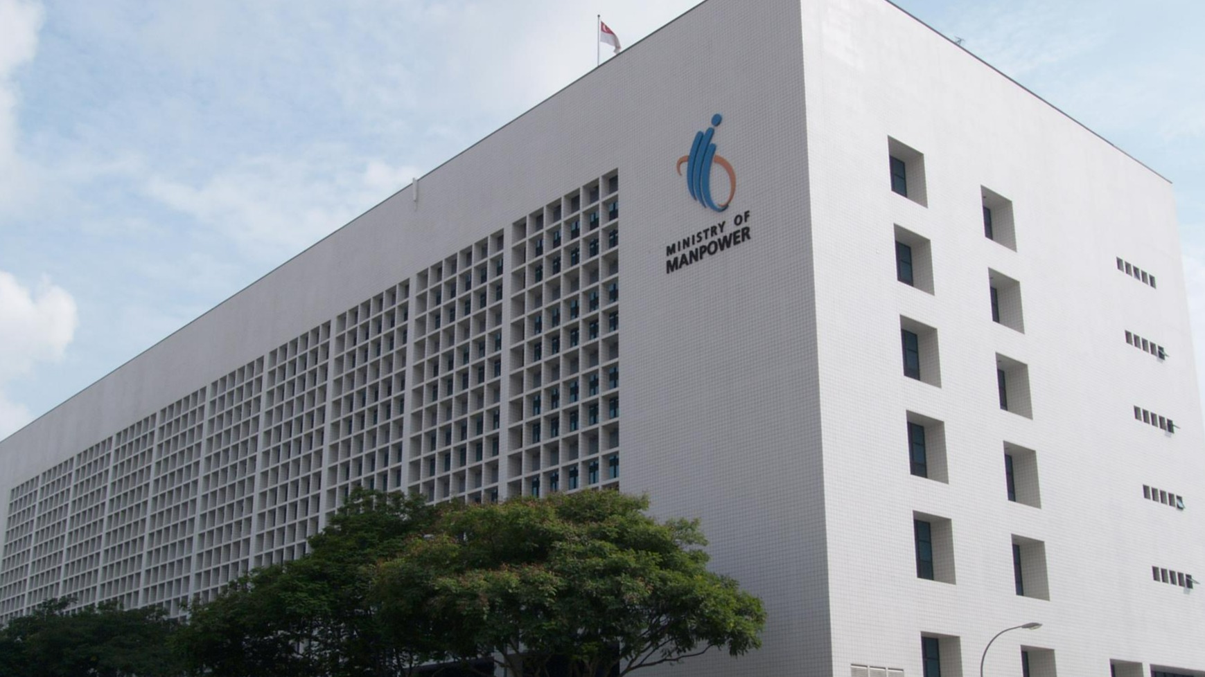 MOM convicts two foreign workers for fraudulent work injury compensation claims