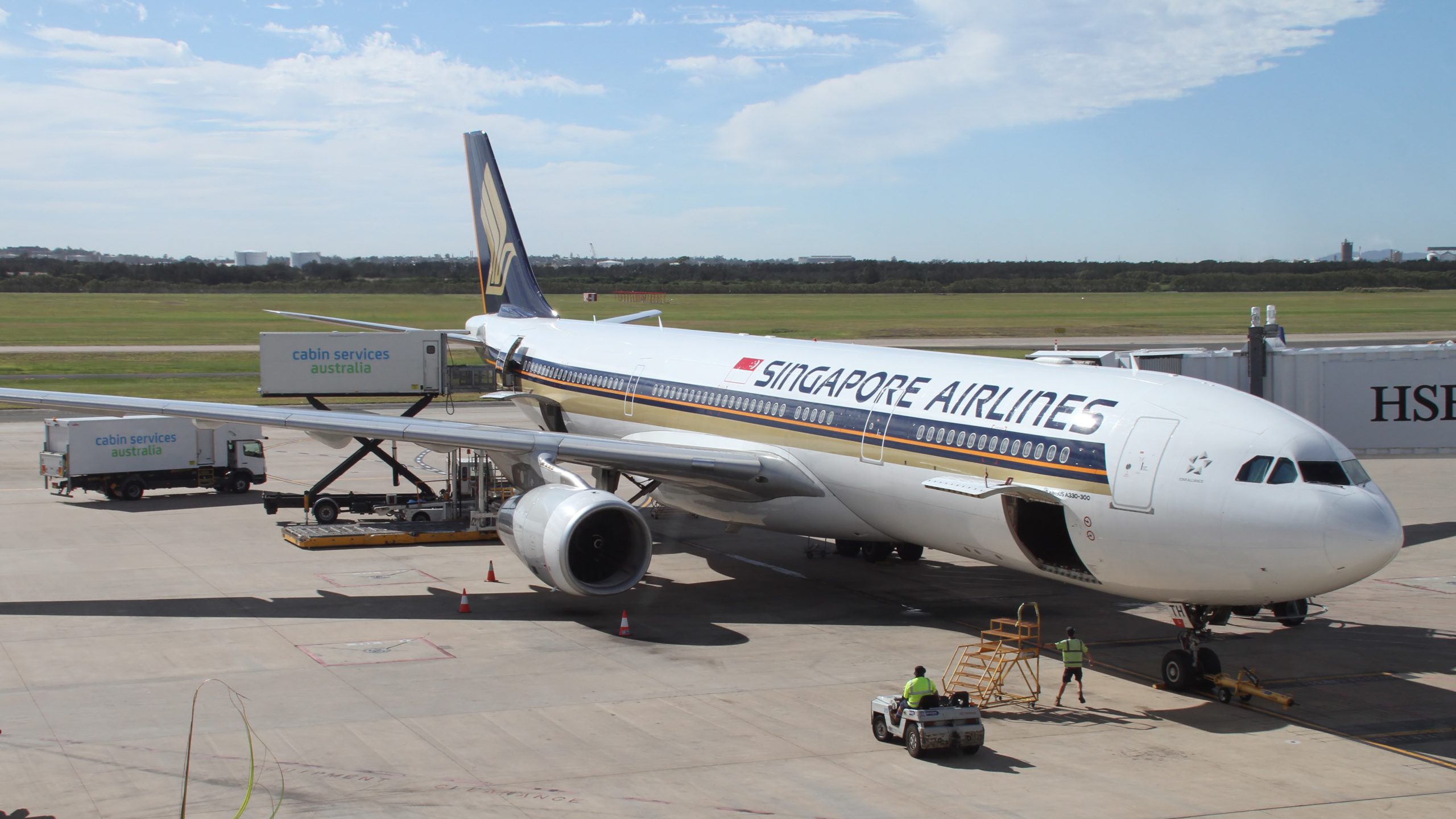 Singapore Airlines, CapitaLand launch new rewards partnership scheme
