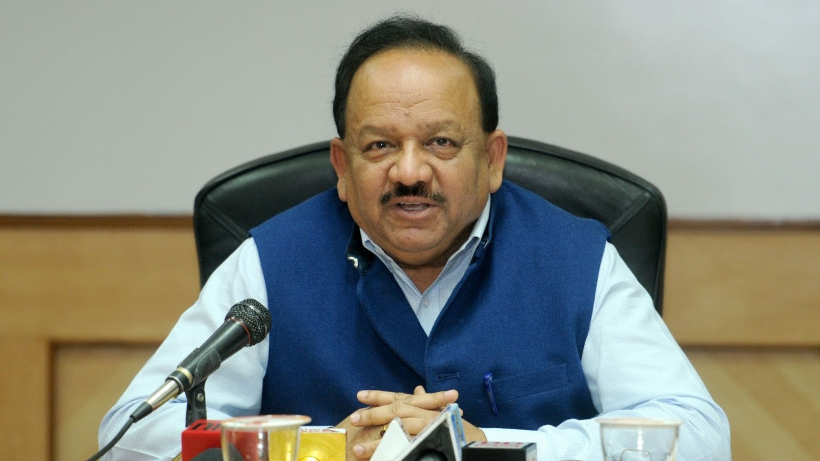 Indian Health Minister meets with state-level counterparts, addresses recent spike in COVID cases