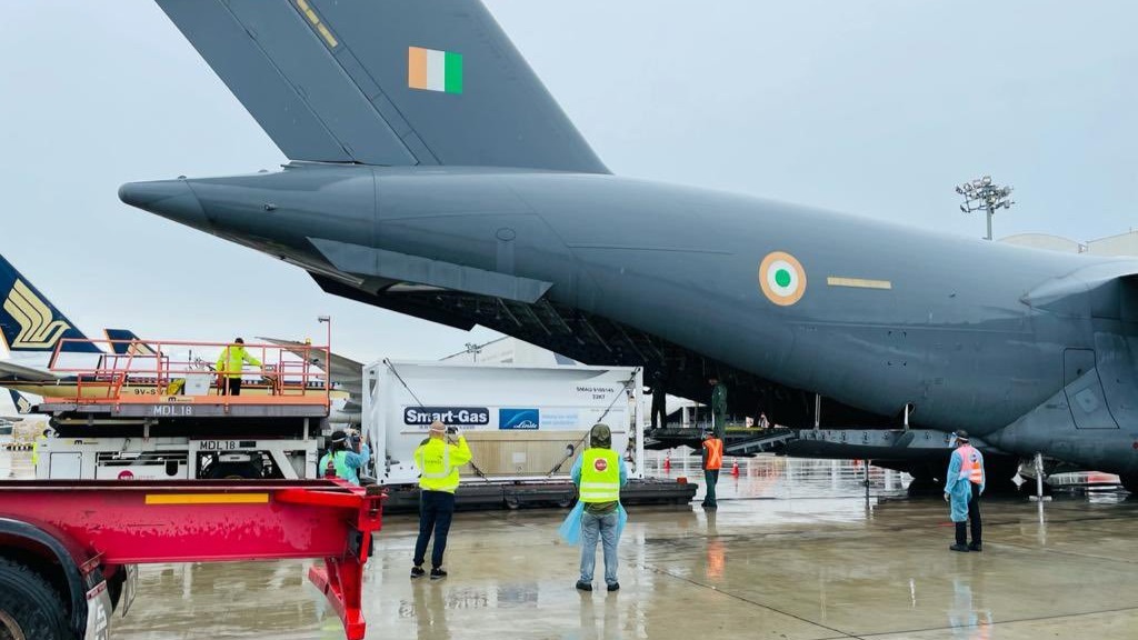 India airlifts four cryogenic oxygen tank containers from Singapore to combat shortage