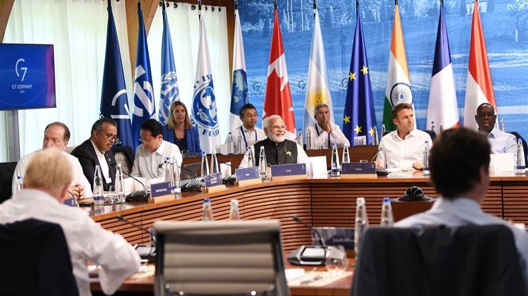 After G7 meet, Modi heads to UAE