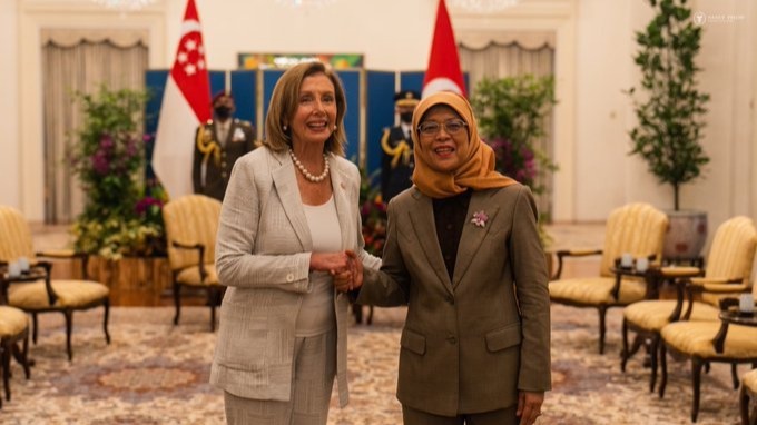 US House Speaker Pelosi holds talks with Singapore officials during her Asian tour