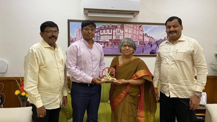 Dilip Tirkey takes charge as Hockey India president