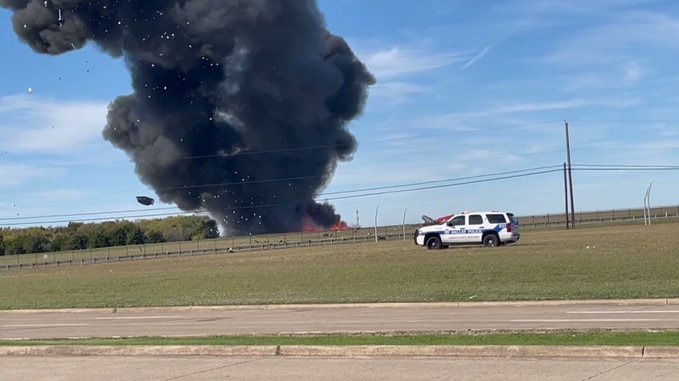 Six killed after vintage planes collide at Dallas air show