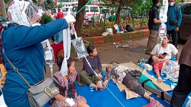 Indonesia launches hunt for quake survivors