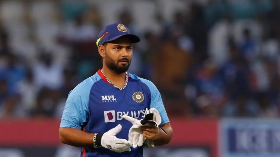 Rishabh Pant in road crash; doctor says ‘stable’