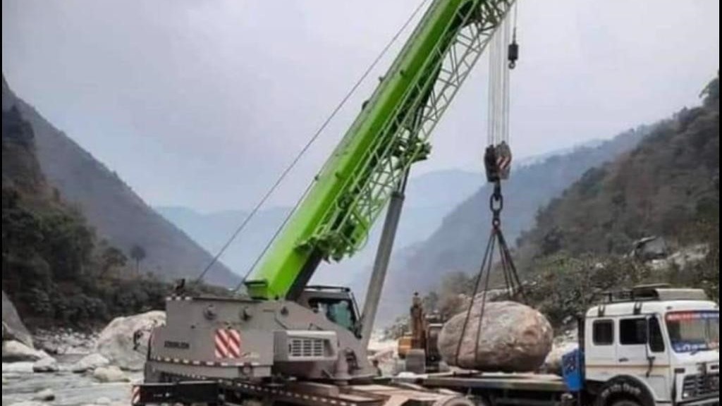 Sitaram’s idol and God’s bow will be made in Ayodhya with 40 tons of stones from Nepal