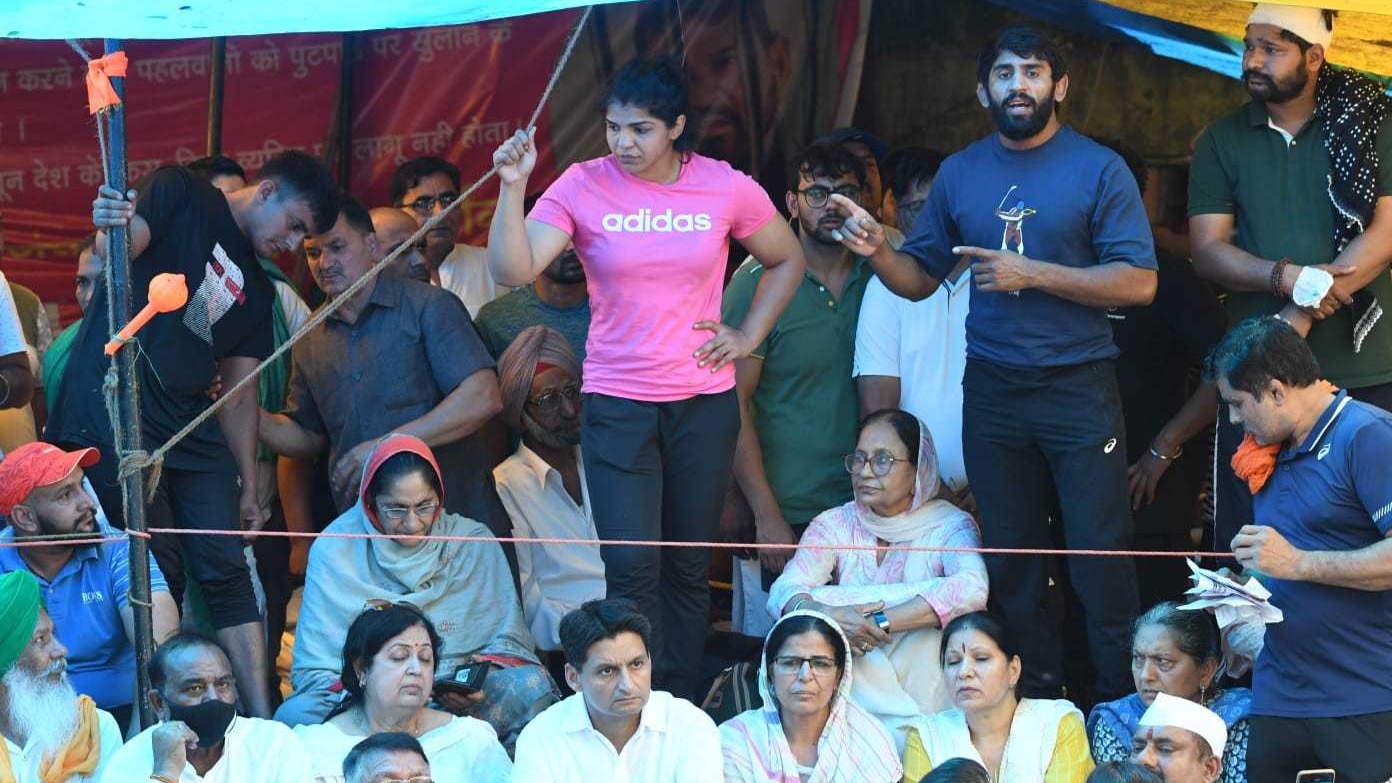 Violence at wrestlers protest in Jantar Mantar; cops restrict entry to site