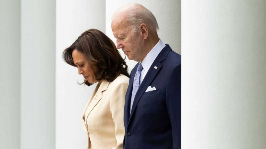 Texas mall shooting: Gunman identified; Biden renews call for ban on assault weapons