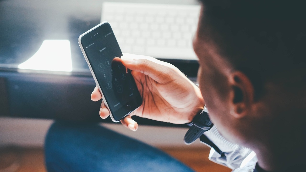 India rolling out nationwide lost cell phone tracking system from May 17