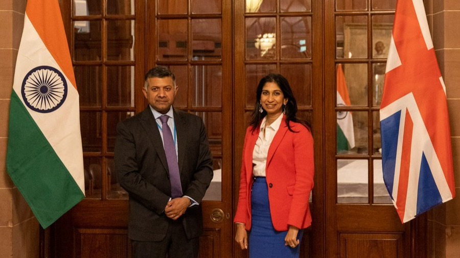 Setback for Indian students in UK as new policy restricts dependents’ visas