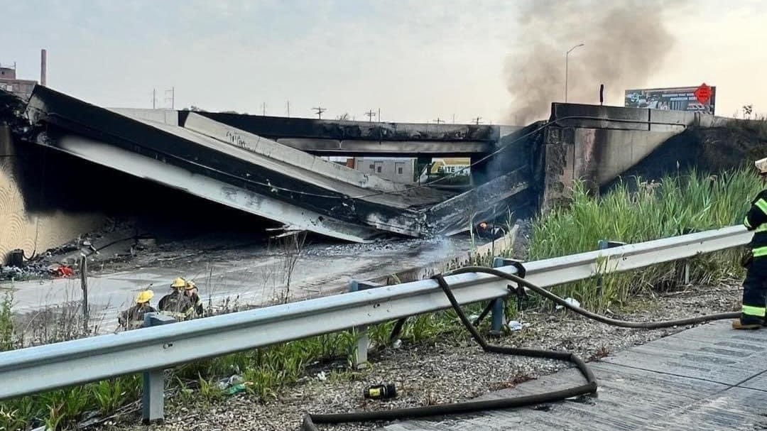 Section of US highway collapses in Philadelphia; state Governor may declare emergency
