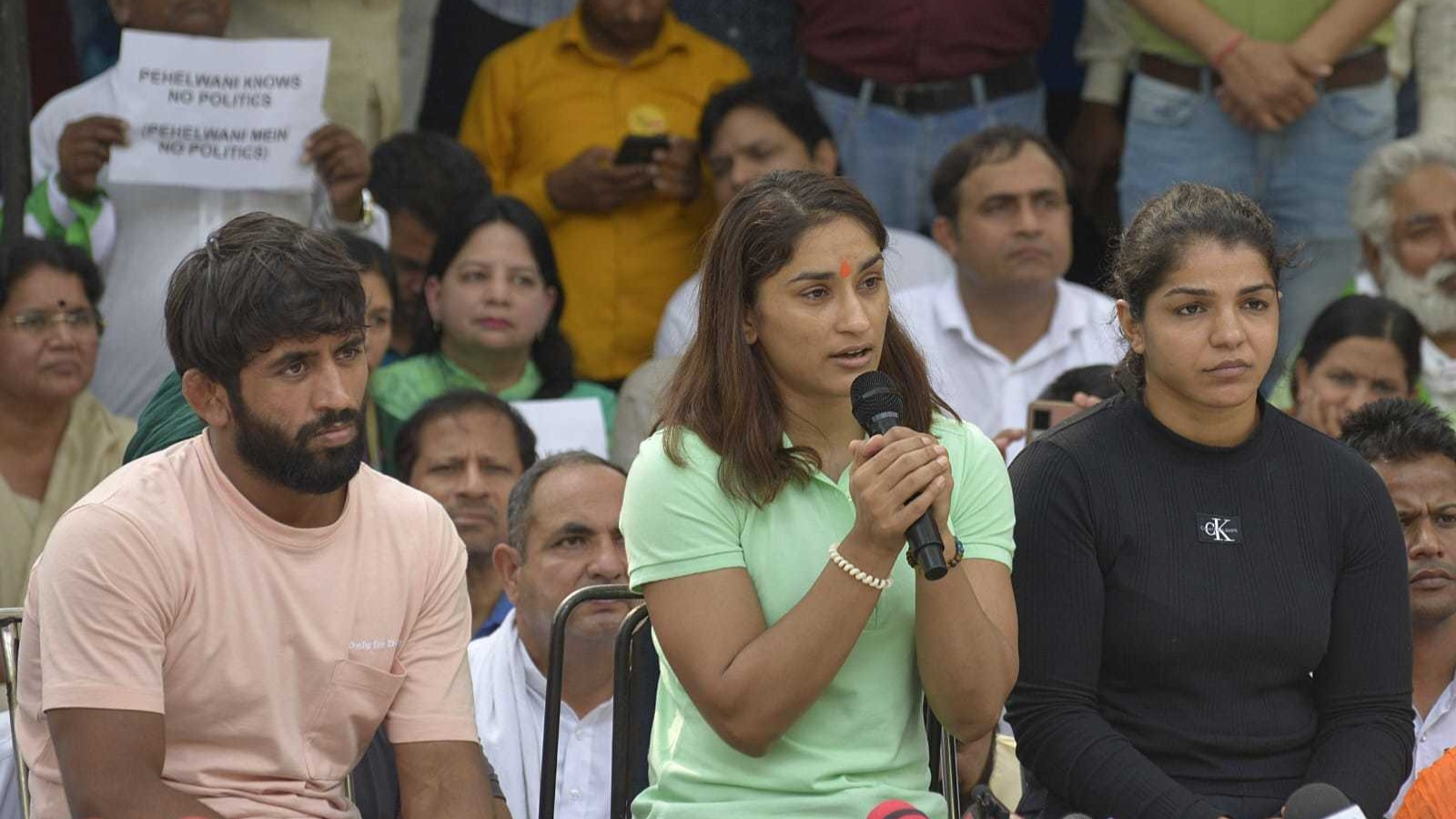 Address wrestlers’ issue, appoint new IOA CEO: IOC to IOA