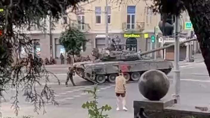 Putin faces mutiny as mercenary fighter group Wagner, his Ukraine war ally, now threatens Russia