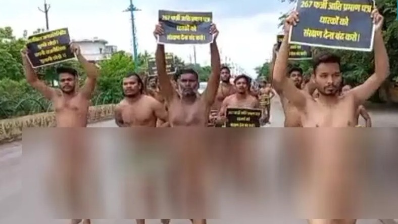 Police arrest men staging nude protest for scheduled caste, tribal rights