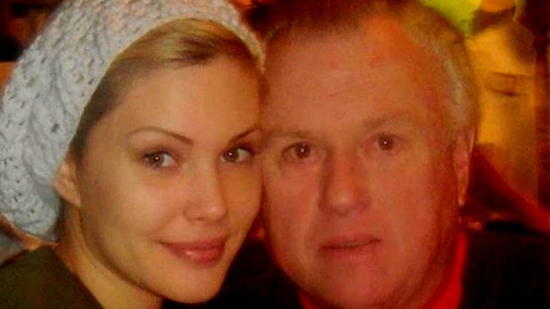 My world will never be the same: American actress Shanna Moakler’s father dies seven months after she lost her mother