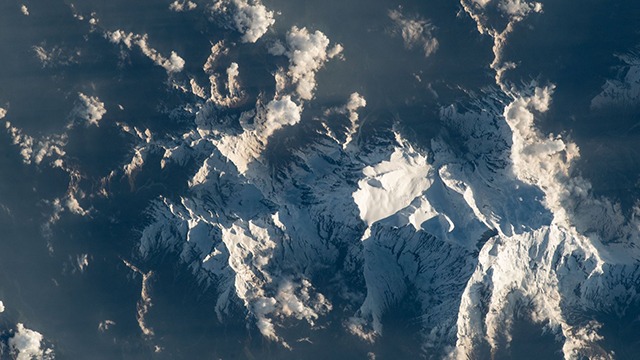 UAE astronaut  shares breathtaking images of Himalayas from space