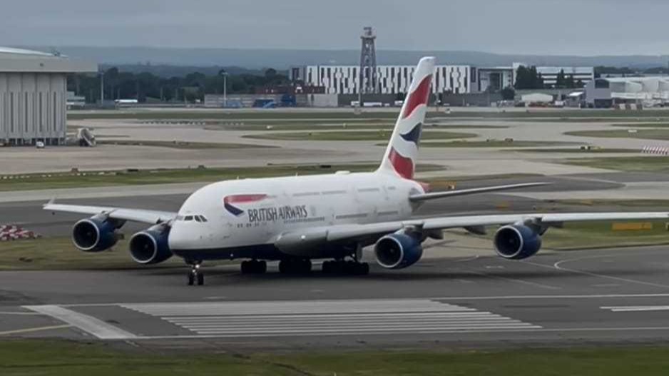 Planes grounded, thousands of passengers stranded on tarmac as tech snag hits UK air traffic control systems