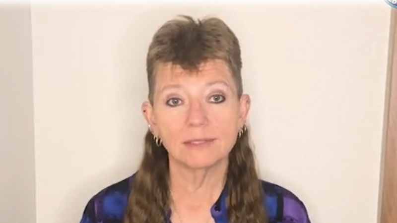 American woman enters Guinness Book of World Records for her mullet