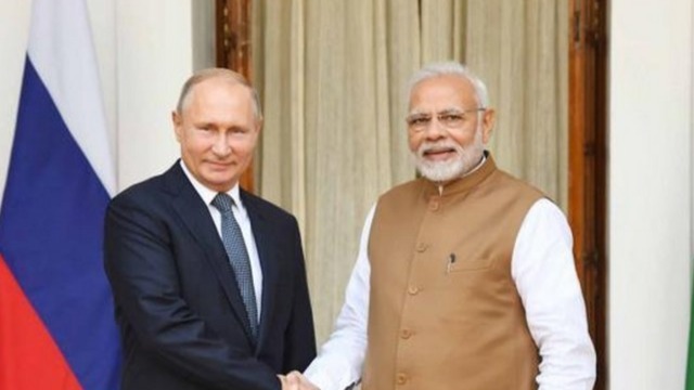 Vladimir Putin praises Narendra Modi’s Make in India campaign, says he is doing the ‘right thing’
