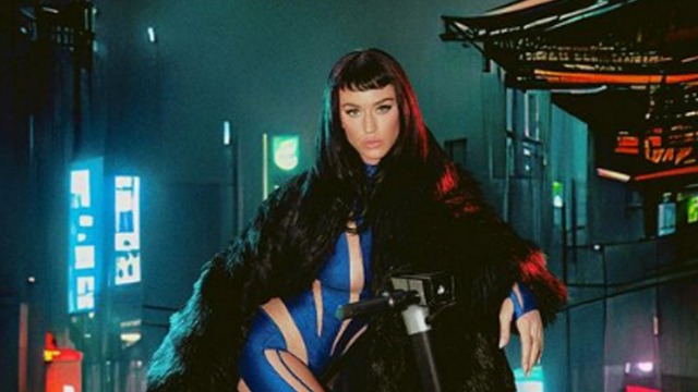 Katy Perry shatters Justin Bieber’s record, collects with hefty cheque with music catalogue sale