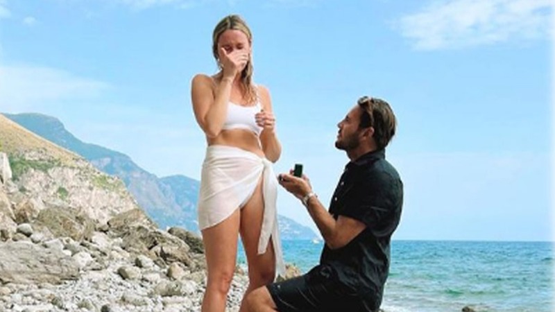 Katrina Bowden is now engaged and her Instagram moment of proposal will leave you touched